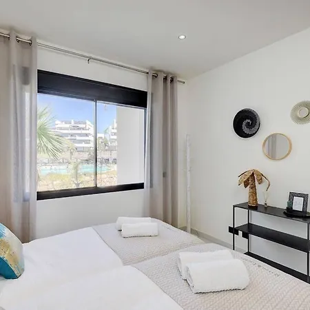 Brand New Gorgeous 2 Bed At Hills! * Estepona